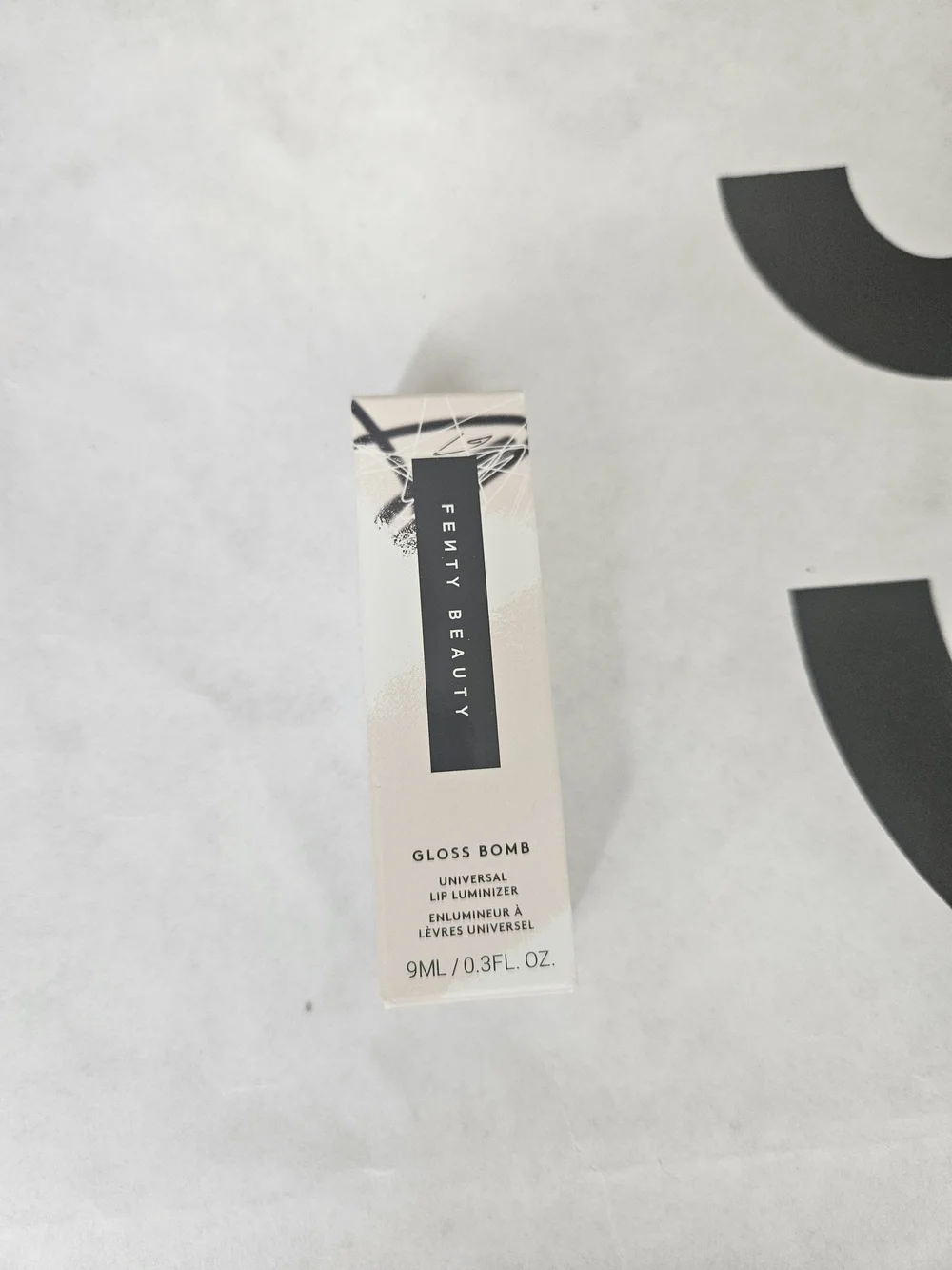 Fenty Beauty Gloss Bomb Universal Lip Luminizer Hot Chocolit Fantasy Rich Brown